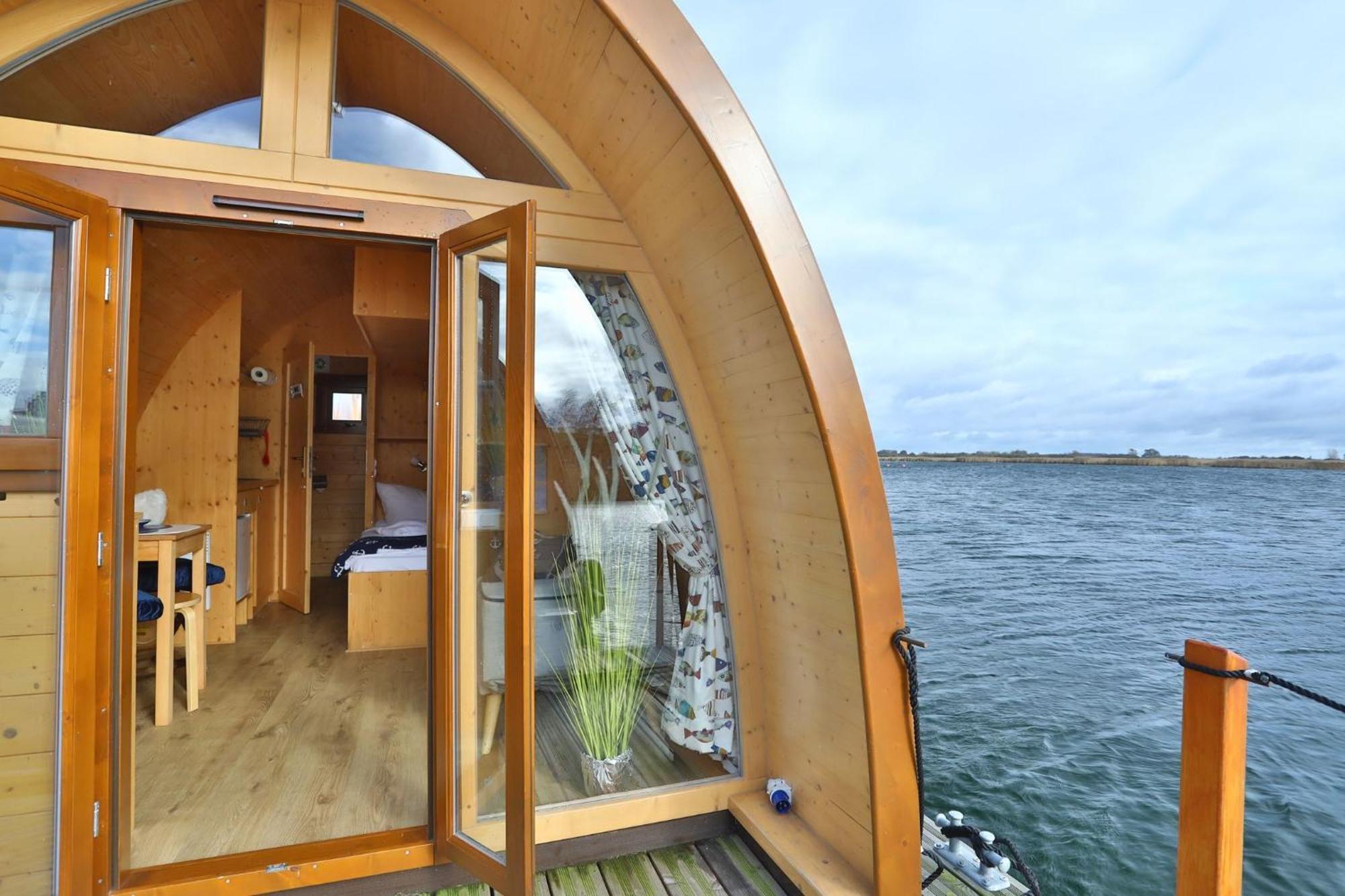 Hausboot Captain Hook Гагер Екстериор снимка